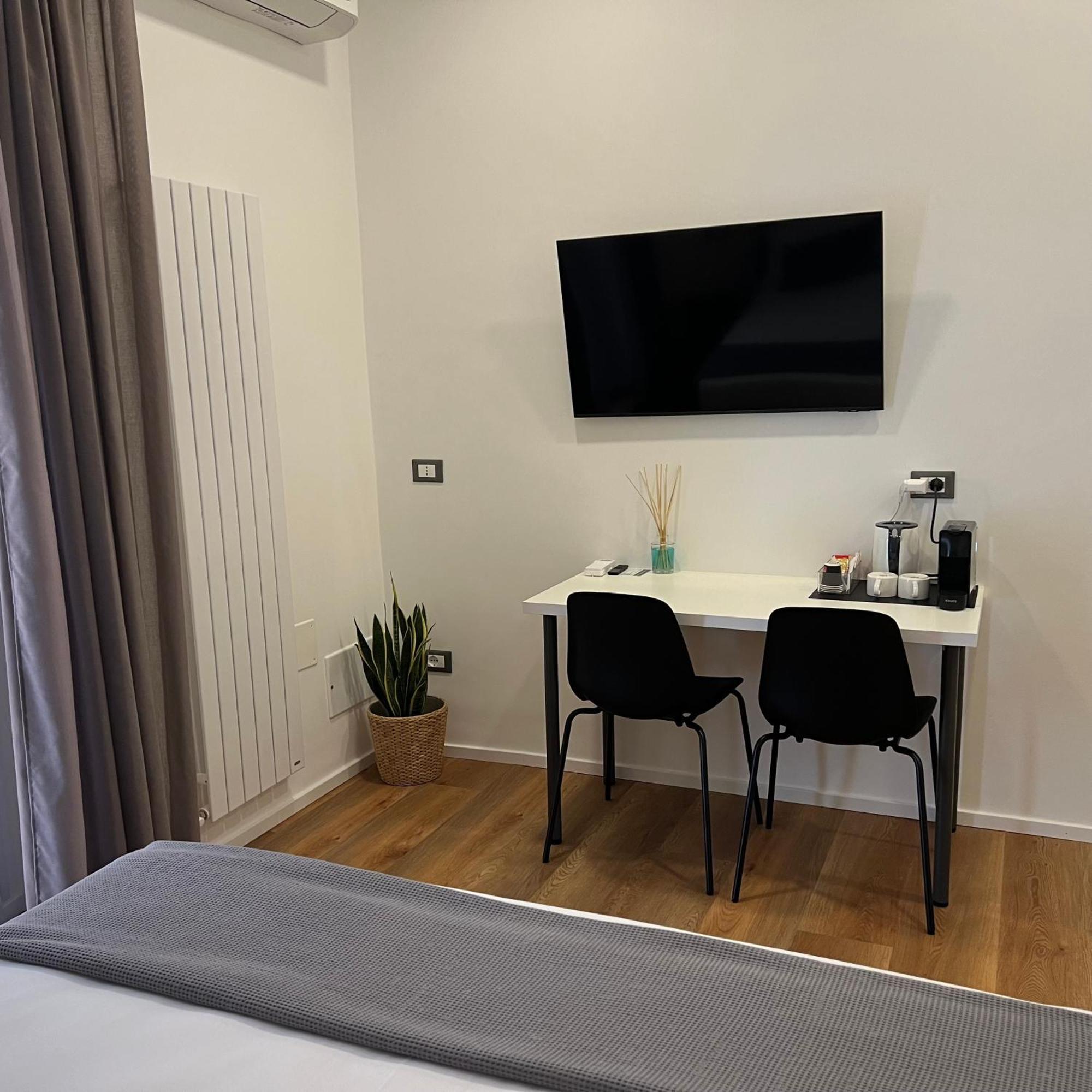 Sunrise Rooms La Spezia Exterior foto